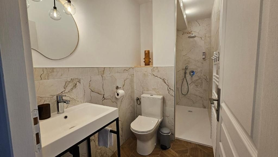 Bathroom 4, La Suite Gignac, Hérault