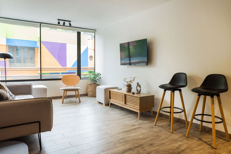 Others 3, Upscale 2BR El Golf Heart and Amenities, Santiago