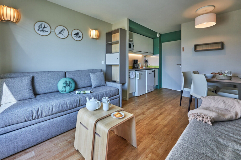 Others 3, Normandy Coastal Apartment for 5, Calvados
