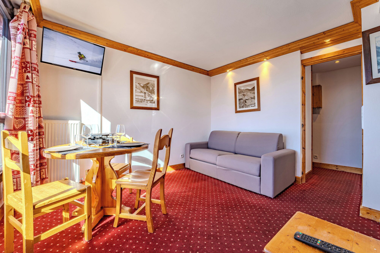 Others 3, Trois Vallees, Savoie