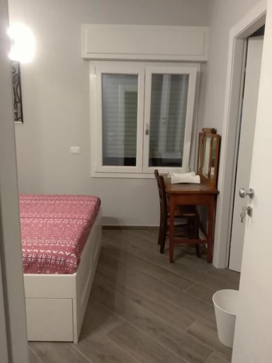 Bedroom 2, Tom & Jerry, Pisa