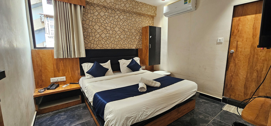 Others 5, Hotel Alfa View, Ahmadabad