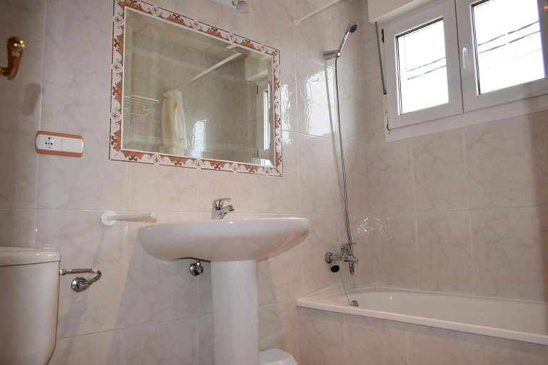 Bathroom 4, Hotel VIDA Ostra Marina, Pontevedra