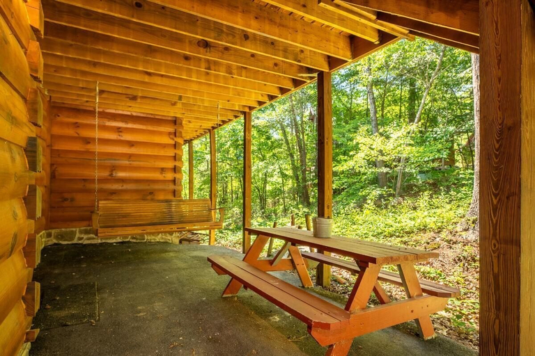 Others 3, Smoky Breeze Retreat, Sevier