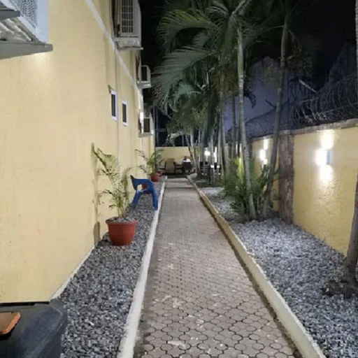 Others 5, HOUSE 3D HOTEL, AbujaMun