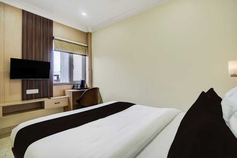 Others 2, Super Townhouse Oak Banaras Central, Varanasi