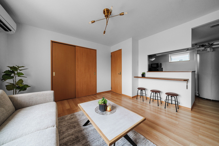 Others 5, Shinto Nest 202, Asahikawa