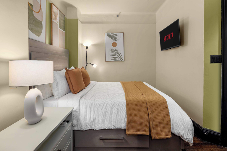 Others 4, Centrally Located APT in NYC Walk to Time Square, New York