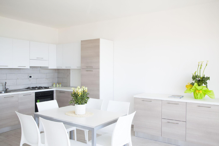 Others 5, Airone Residence, Vibo Valentia