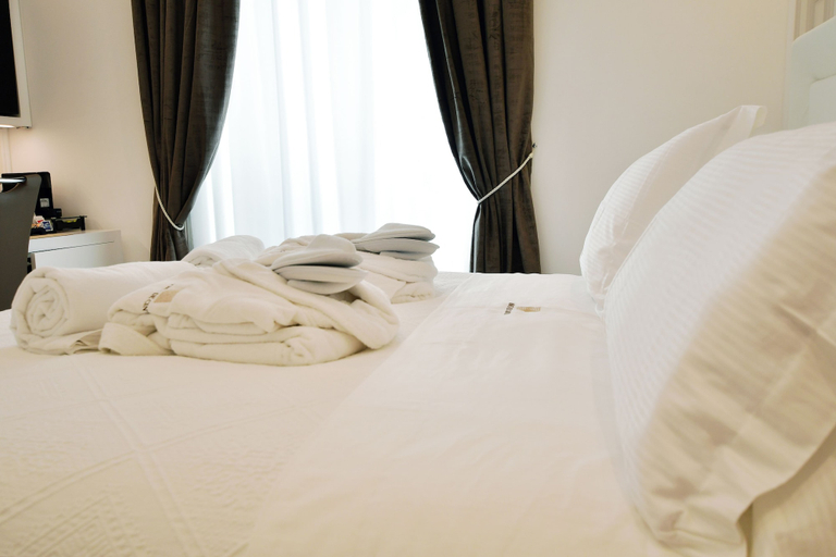 Bedroom 4, Domus De Cinti Boutique Rooms, Rome