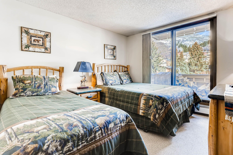 Others 4, Scorpio 304, 2BD Vail Condo With Wood Fireplace, Eagle