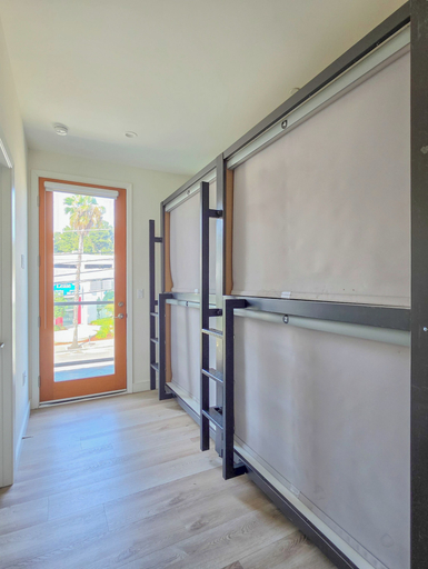 Others 4, Cahuenga Stay - 12 min walk to Universal, Los Angeles