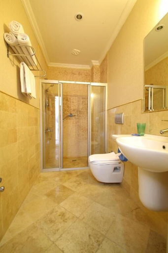 Bathroom 5, Acem Hotel, Ayvalık