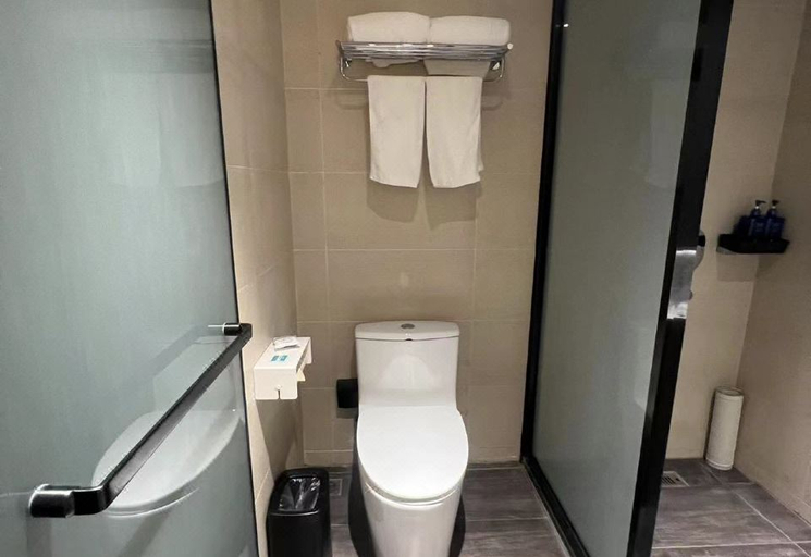 Bathroom 4, Hanting Hotel Yangzhou Dongguan Street Scenic Area, Yangzhou