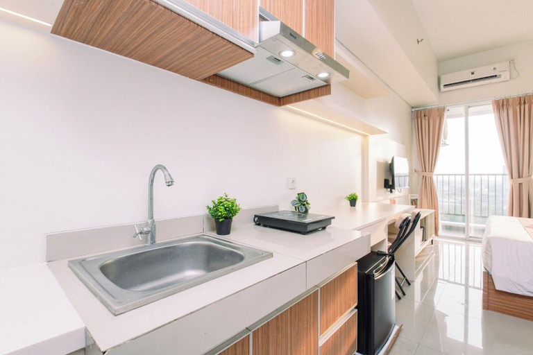 Others 3, Luminous And Airy Studio At Apartment Parkland Avenue, South Tangerang