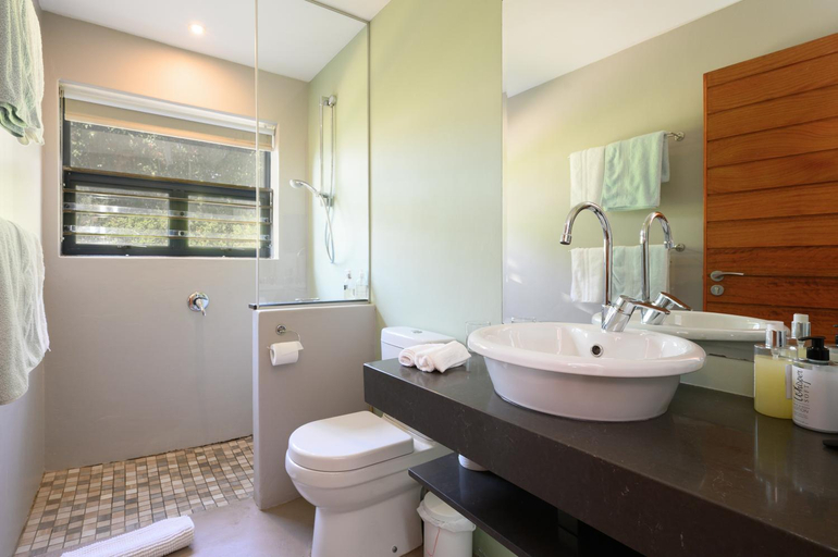 Bathroom 5, Riebeek Vista, West Coast