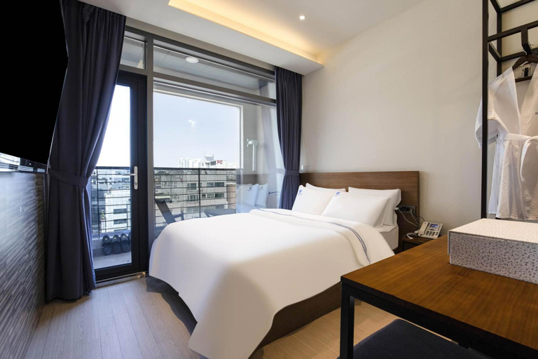 Bedroom 3, Jamsil Mary Jane, Songpa
