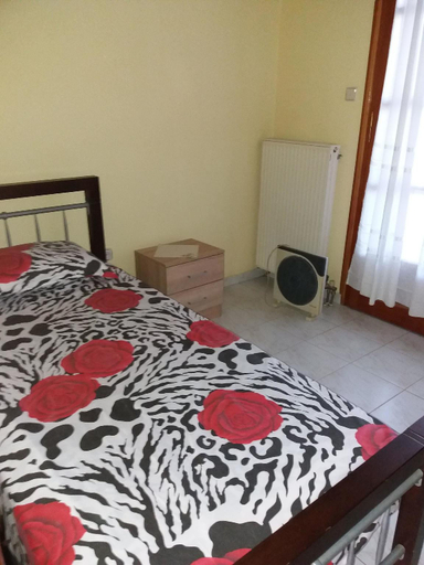 Bedroom 2, Red Sun, North Aegean