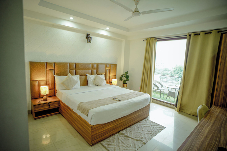 Others 4, Hotel Trisha, Gurgaon
