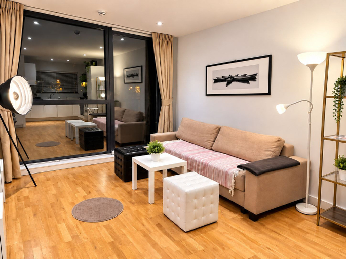 Others 4, MNL Nordic Cube Apartment - King's Cross, London