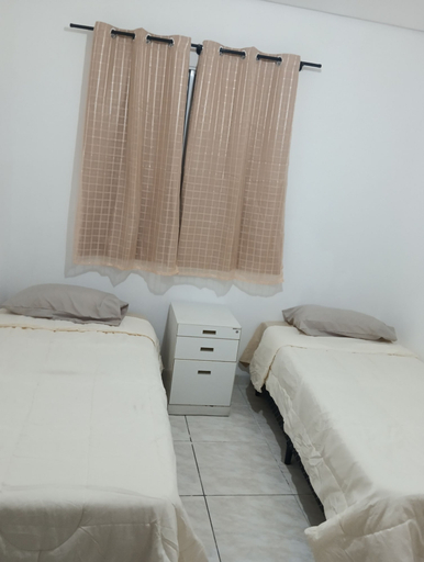 Others 5, Hotel beija flor de diadema, Diadema