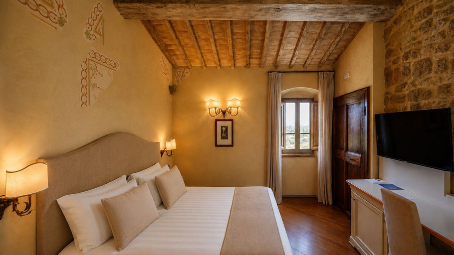 Bedroom 2, Villa Barberino, Arezzo