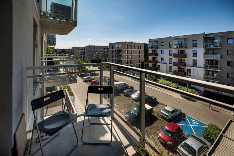 Others 2, RentPlanet - Apartament Wichrowa, Środa Śląska
