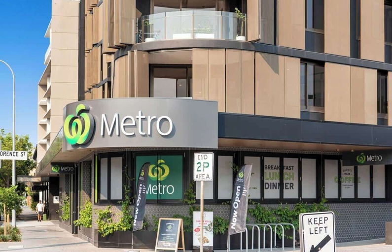 Others 2, Point Peninsula - 2bed-2bath-car-pool - Teneriffe, Newstead
