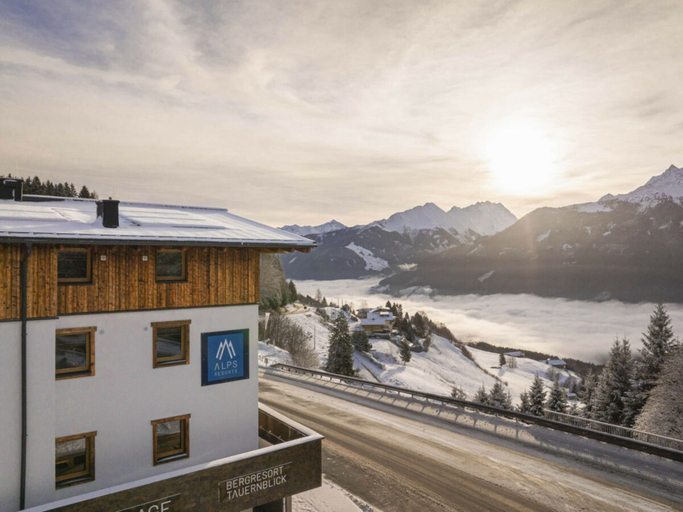 Others 5, Holiday Apartment With 3 Bedrooms, Zell am See