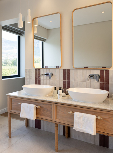 Others 3, Kleine Banhoek Manor, Cape Winelands