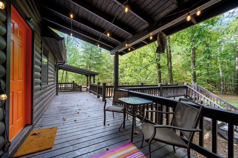 Others 4, Kickin' Back - Secluded Cabin, McCurtain