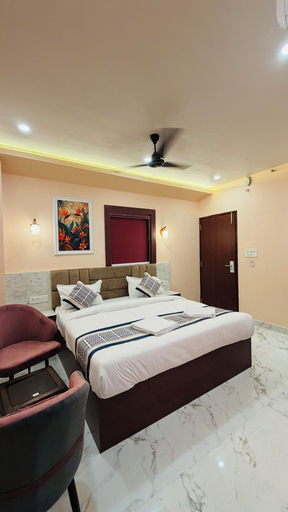 Others 3, Hotel Singh Palace, Varanasi