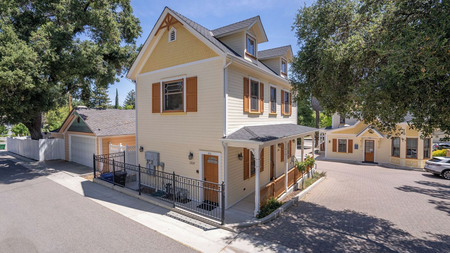 Others 5, Lewis Loft by Avantstay Two Suites + Walk to Town Paso Robles, San Luis Obispo