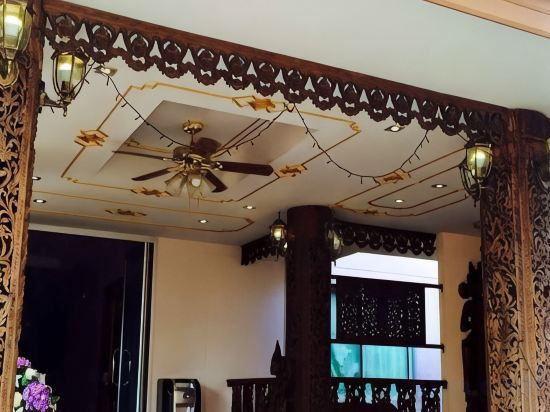 Others 4, Kim Hotel at Morleng, Ratchathewi