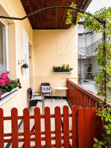 Others 2, Elegant Loft in Kazimierz with Balcony, Kraków City
