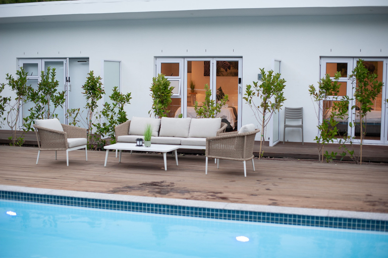 Others 4, Franschhoek Winelands stay, Cape Winelands