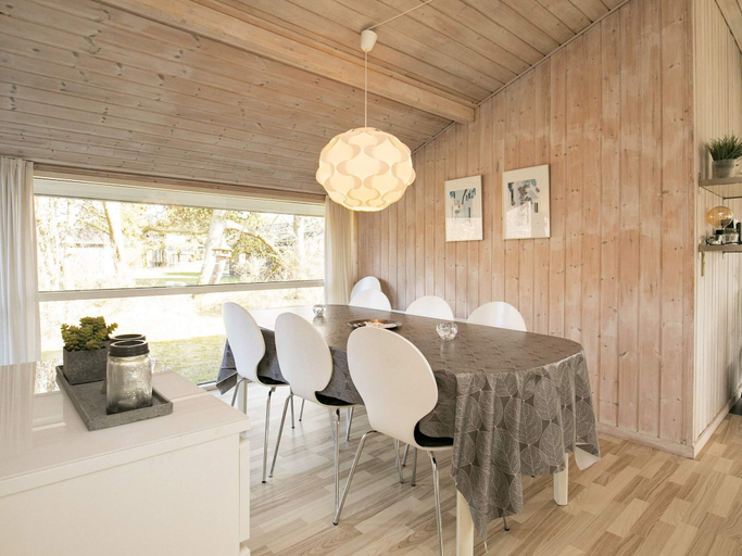 Others 4, 4 Star Holiday Home in Blokhus, Jammerbugt