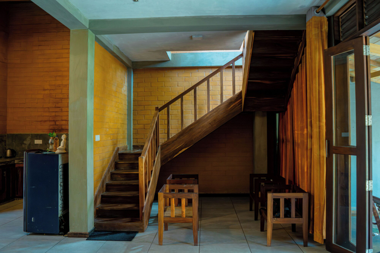 Others 4, Fort & Beach Retreat, Galle Four Gravets