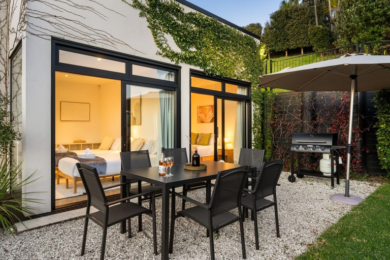 Others 5, The Ivy by Homello, Waitakere