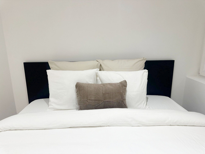 Others 3, Central 1BR With 1LR Apt Great Location, Oost-Vlaanderen
