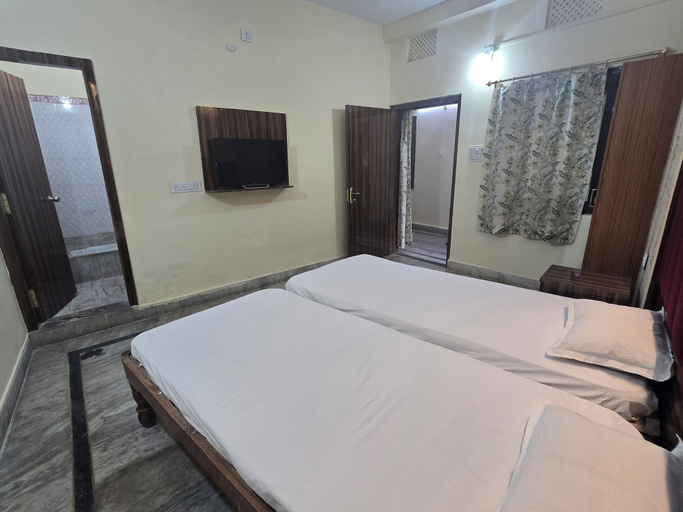 Others 3, Sri Sai Guest House, Ranchi