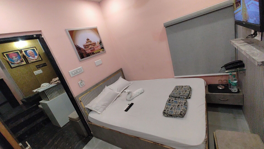 Bedroom 2, Hotel Sangam Rajhans, Jaipur