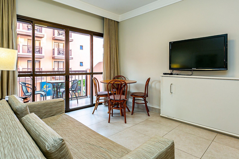 Others 3, Wonderful Suite in a Beachfront Resort Jbv108, Florianopolis
