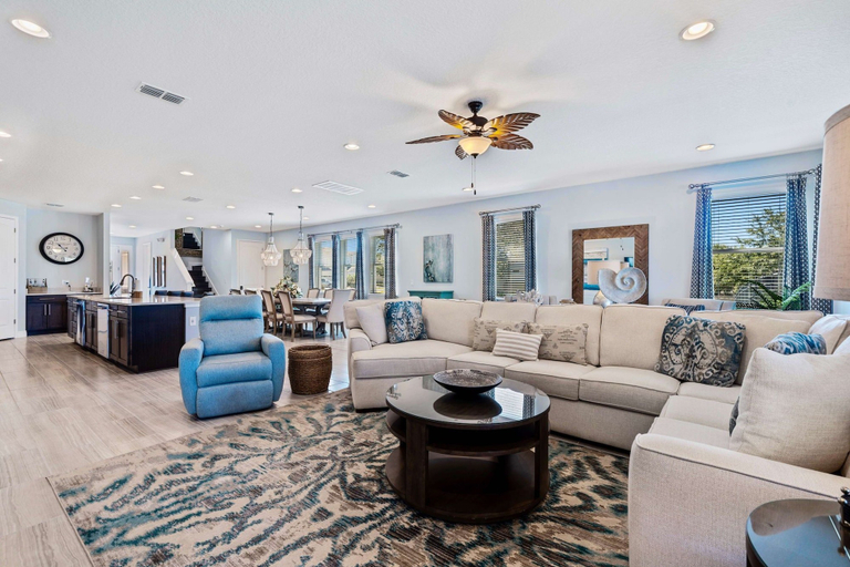 Others 4, 8BR Vacation Home With Screened Pool Area, Osceola