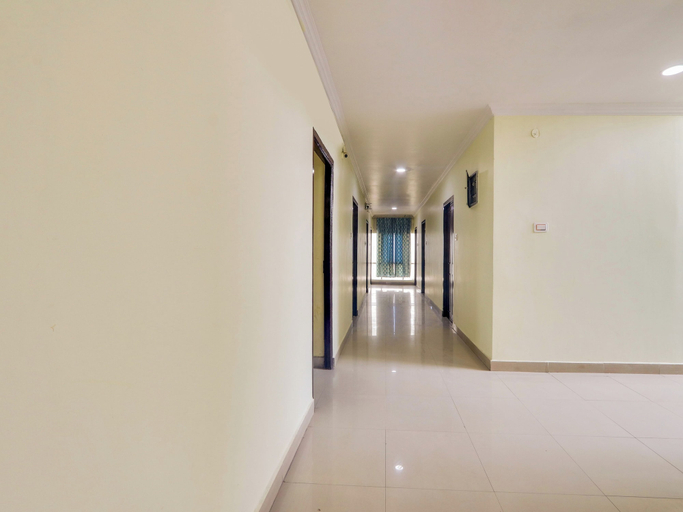 Others 5, Hotel O SS ELITE, Medak