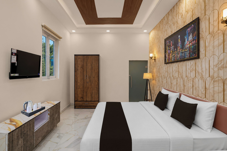 Others 5, Collection O Sector 10 Greater Noida, Gautam Buddha Nagar