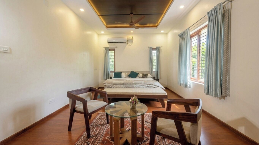 Others 2, Grand Villa Kochi, Ernakulam