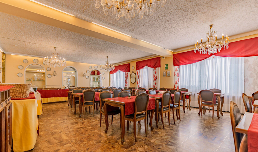 Others 5, Hotel Savoy Sestriere, Torino
