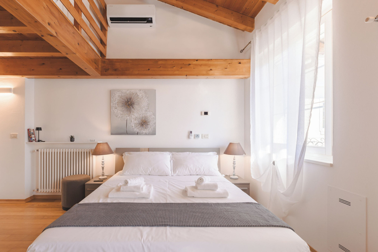 Others 5, Casa Giulia - con Parcheggio Privato e Terrazza, Gorizia