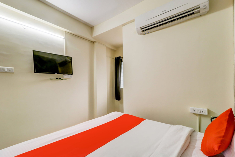 Others 3, Hotel O The Crown Inn, Nagpur